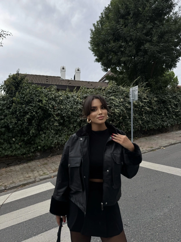 Siyah Deri Kürk Detay Ceket