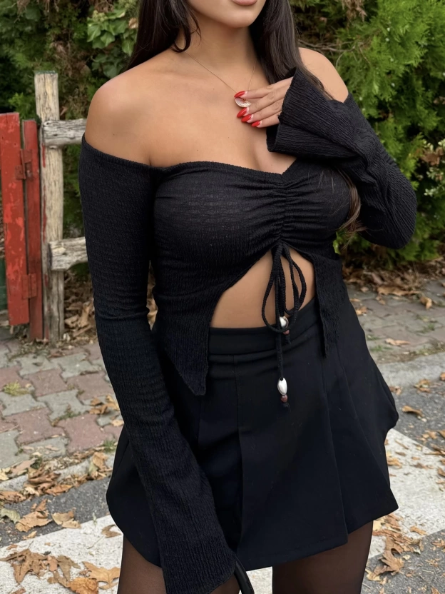 Siyah Madonna Büzgülü Crop