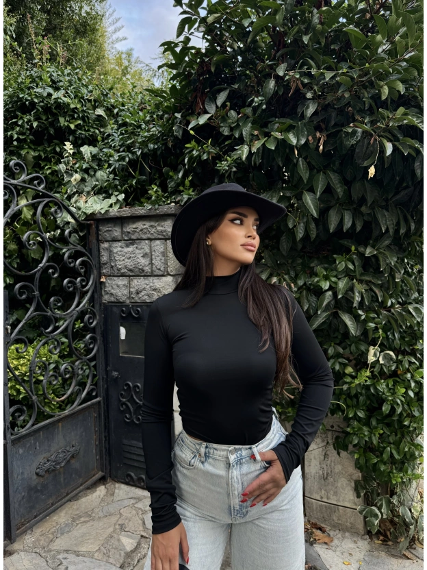 Siyah Yarım Balıkçı Bodysuit