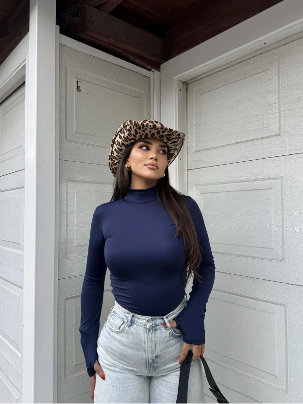 Lacivert Yarım Balıkçı Bodysuit