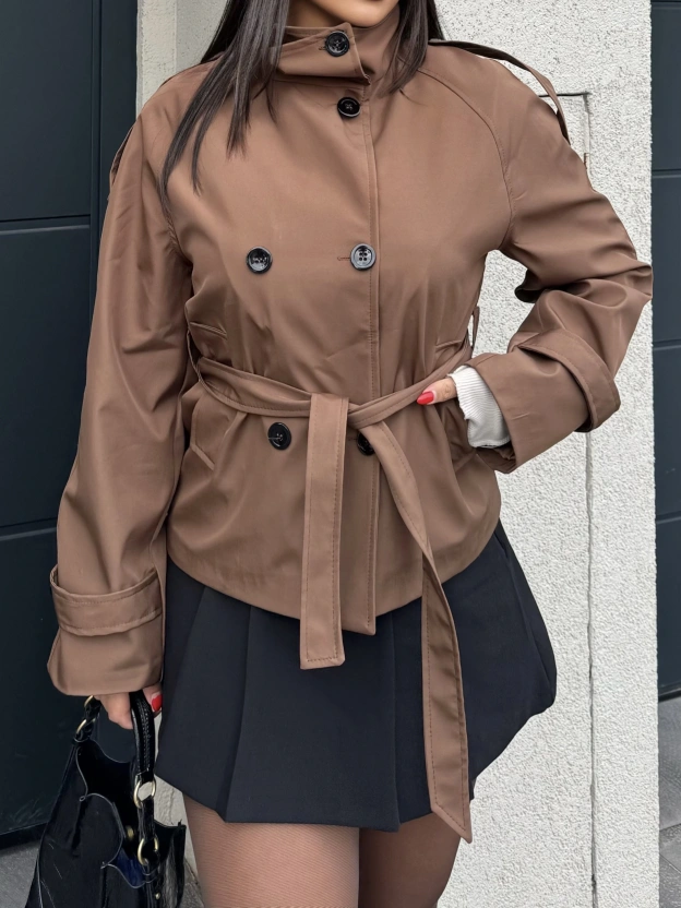 Kahverengi Kısa Trençkot