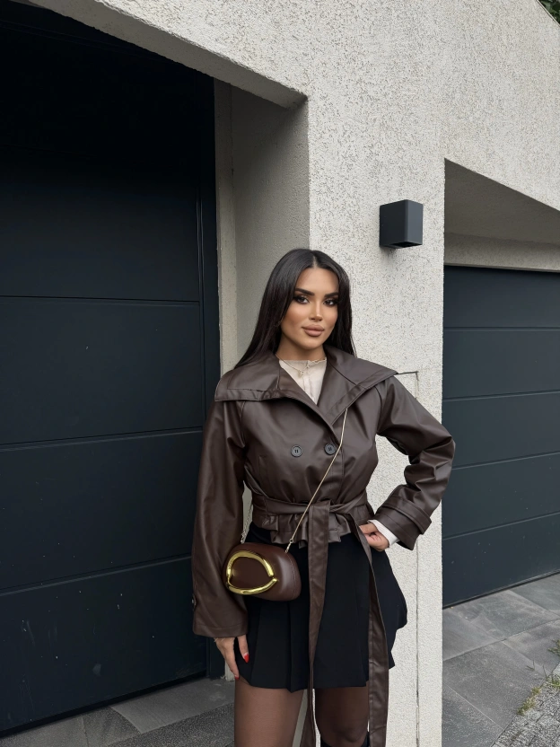 Kahverengi Kısa Kuşaklı Deri Mont