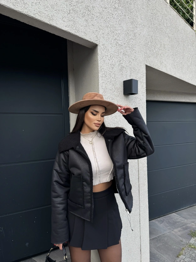 Siyah Tasarım Kürk Mont