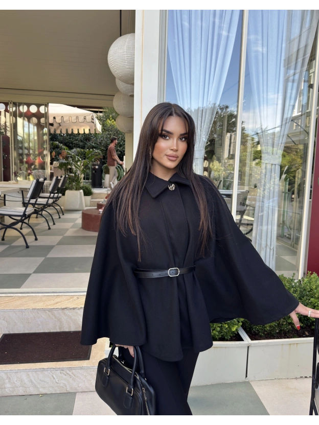 Siyah Kemerli Kaşe Panço