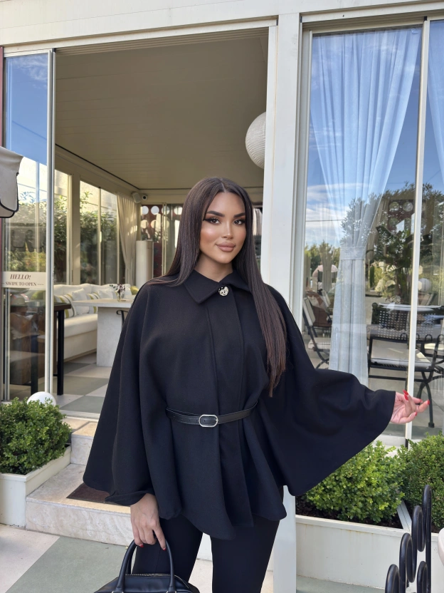 Siyah Kemerli Kaşe Panço