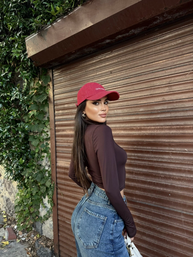 Kahverengi Slim Fit Fermuarlı Body