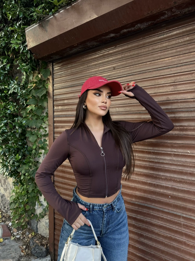 Kahverengi Slim Fit Fermuarlı Body
