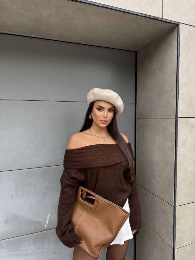 Kahverengi Madonna Yaka Kazak