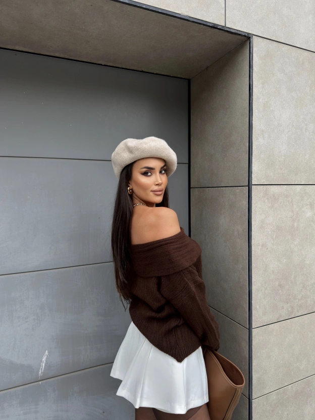 Kahverengi Madonna Yaka Kazak