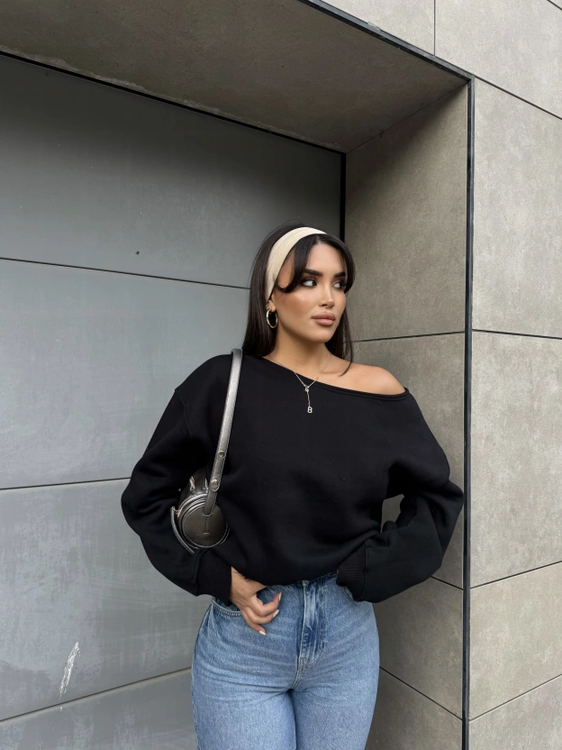 Siyah Kayık Yaka Oversize Sweatshırt