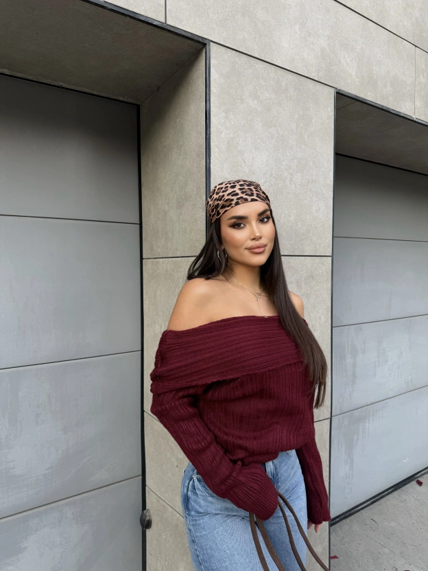 Bordo Madonna Yaka Kazak