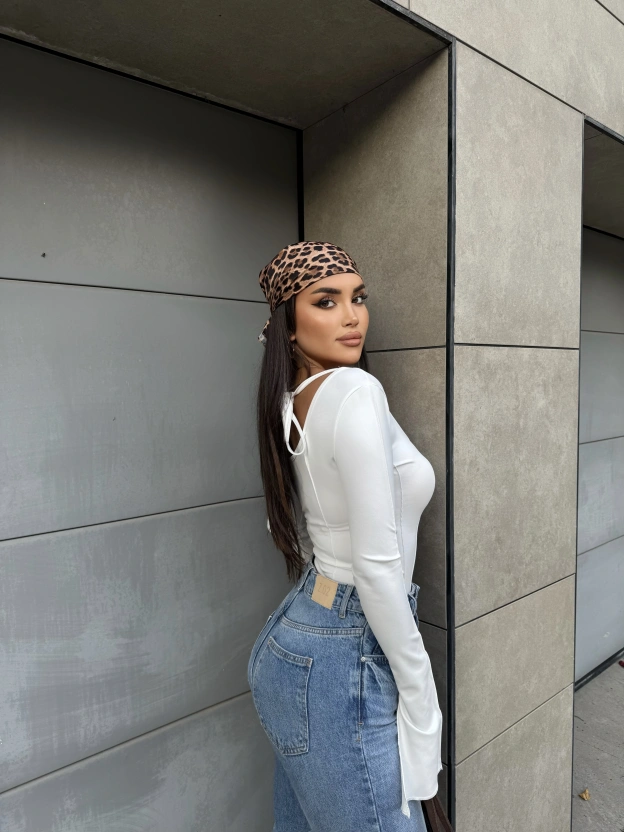 Beyaz Sırt Bağlama İspanyol Kol Bluz