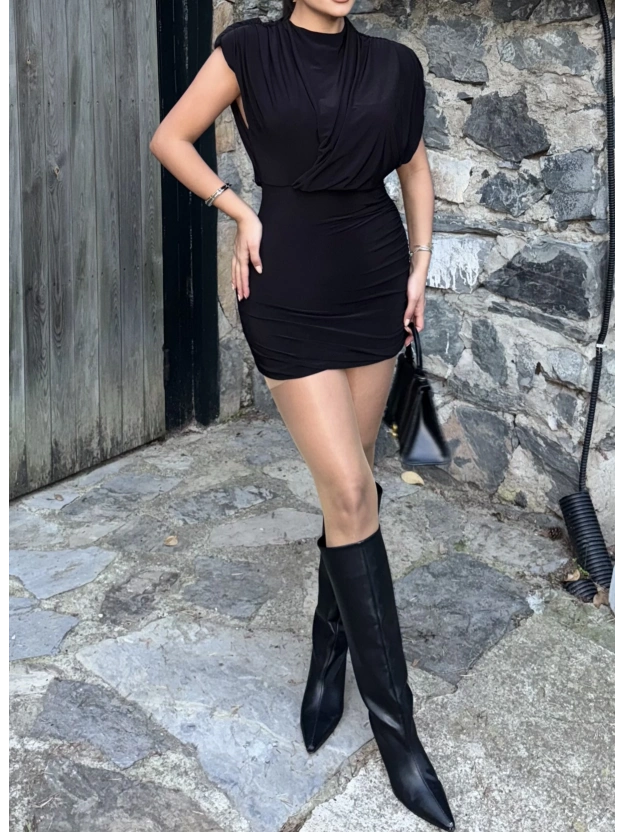 Siyah Vatkalı Zra Model Elbise