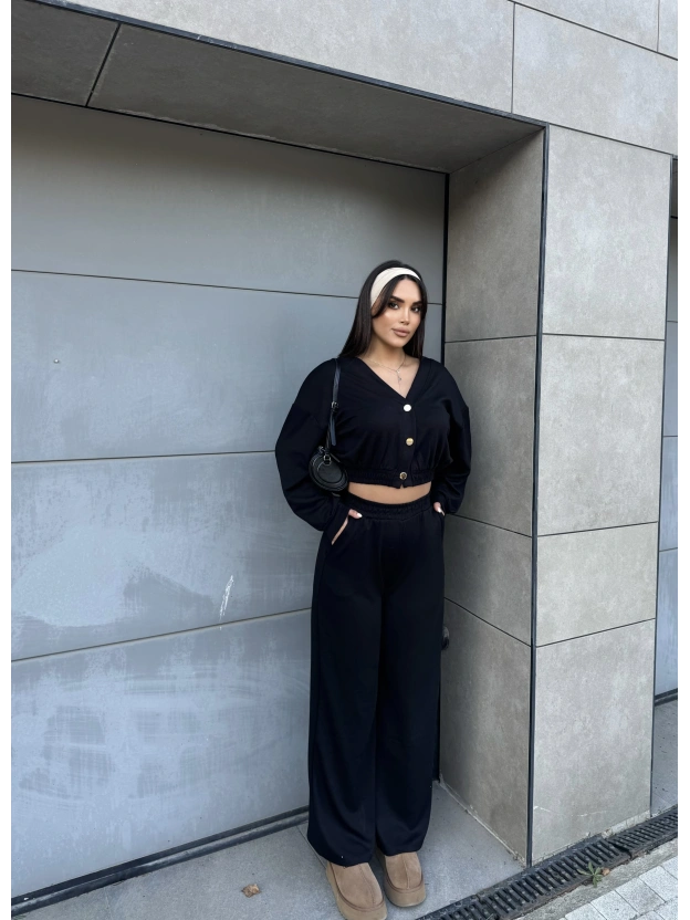 Siyah Düğmeli Modal Takım