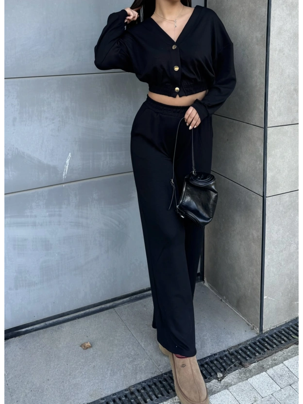 Siyah Düğmeli Modal Takım