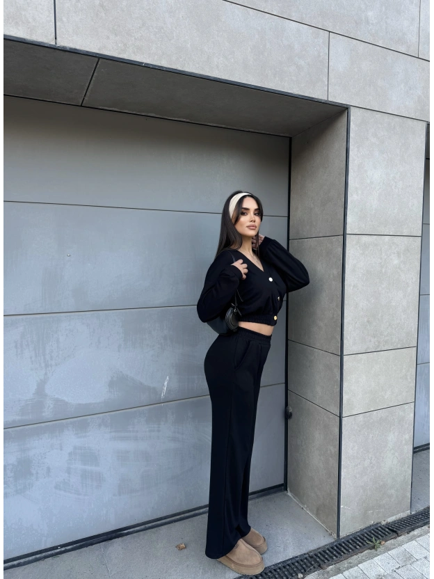 Siyah Düğmeli Modal Takım