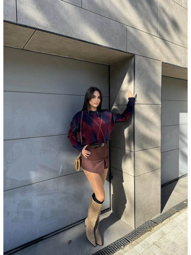 Kahverengi Yırtmaçlı Kemerli Şort Etek