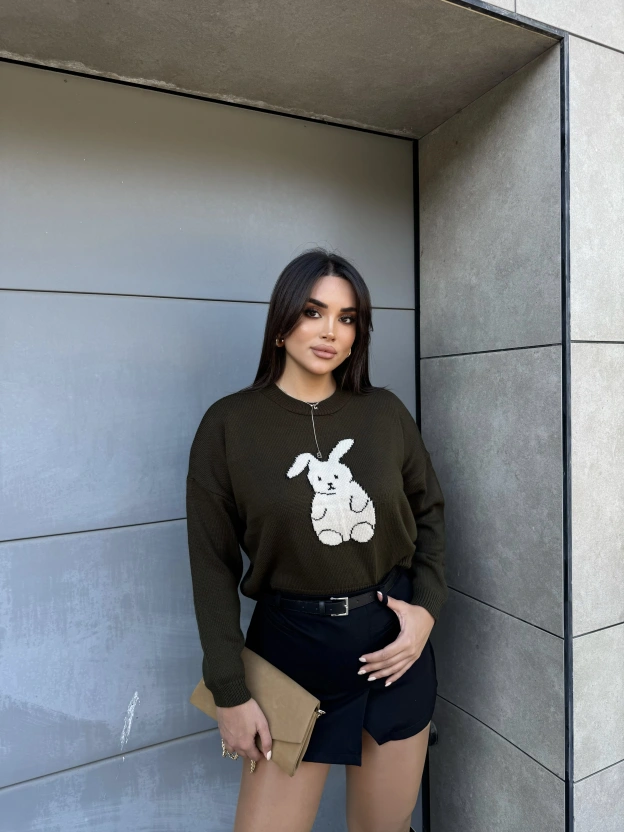 Siyah Yırtmaçlı Kemerli Şort Etek