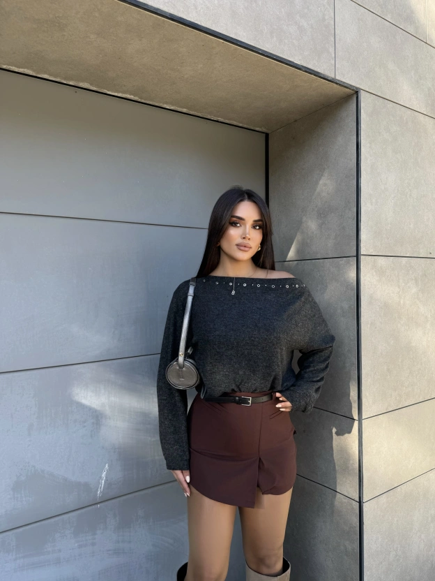 Antrasit Yumoş Kayık Yaka Tasarım Bluz