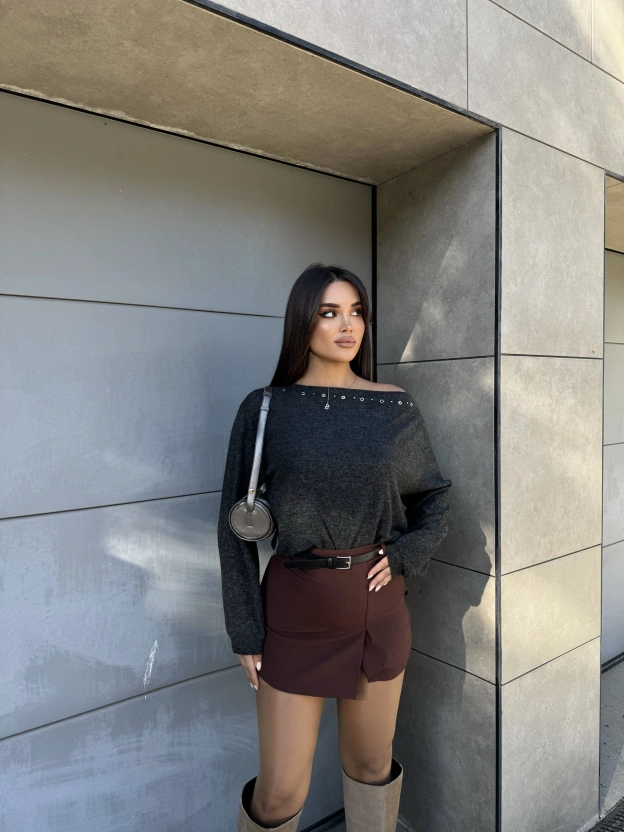 Antrasit Yumoş Kayık Yaka Tasarım Bluz