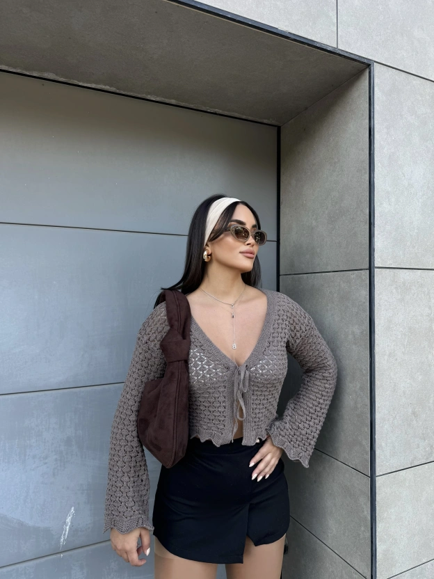 Kahverengi Ajurlu Ön Bağlamalı Triko Bluz