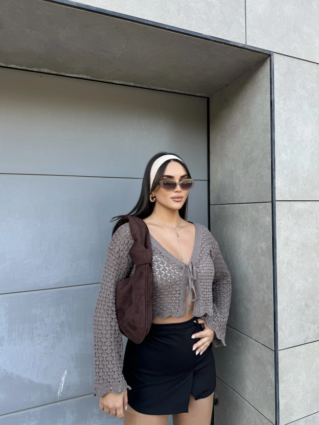 Kahverengi Ajurlu Ön Bağlamalı Triko Bluz