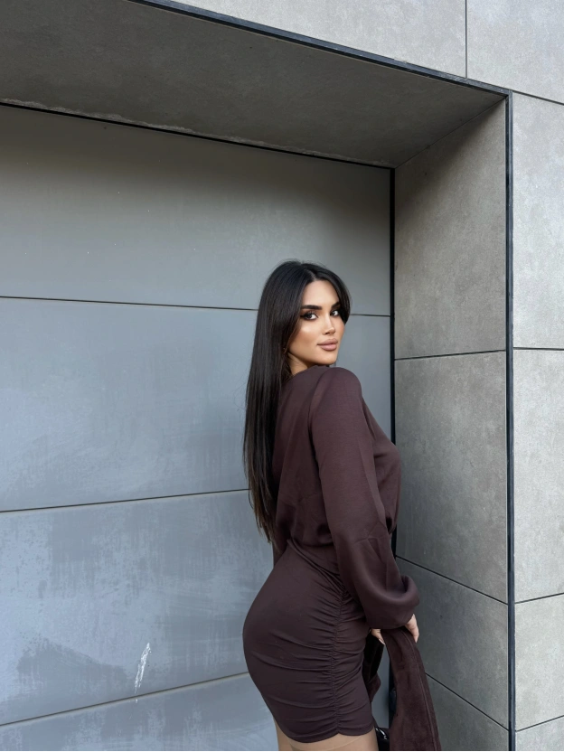Kahverengi Modal Kayık Yaka Elbise