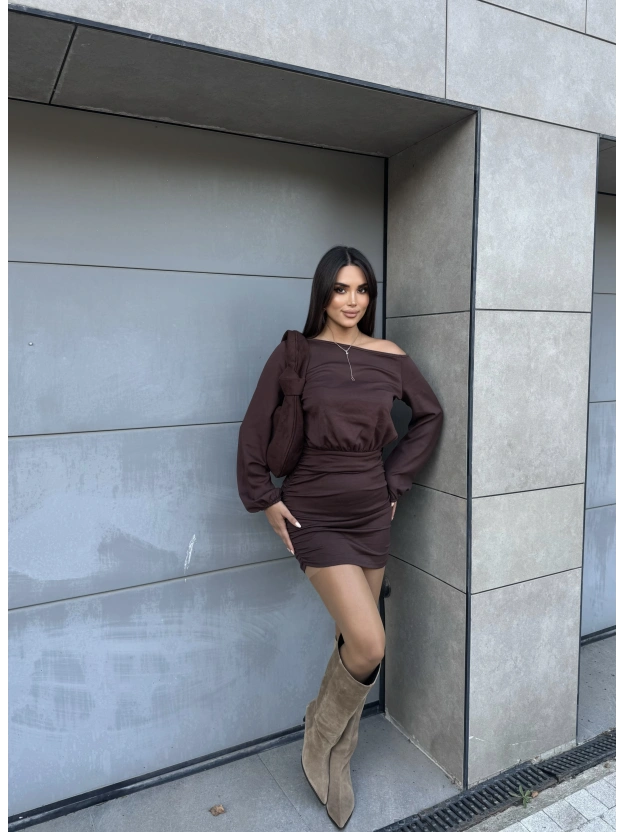 Kahverengi Modal Kayık Yaka Elbise