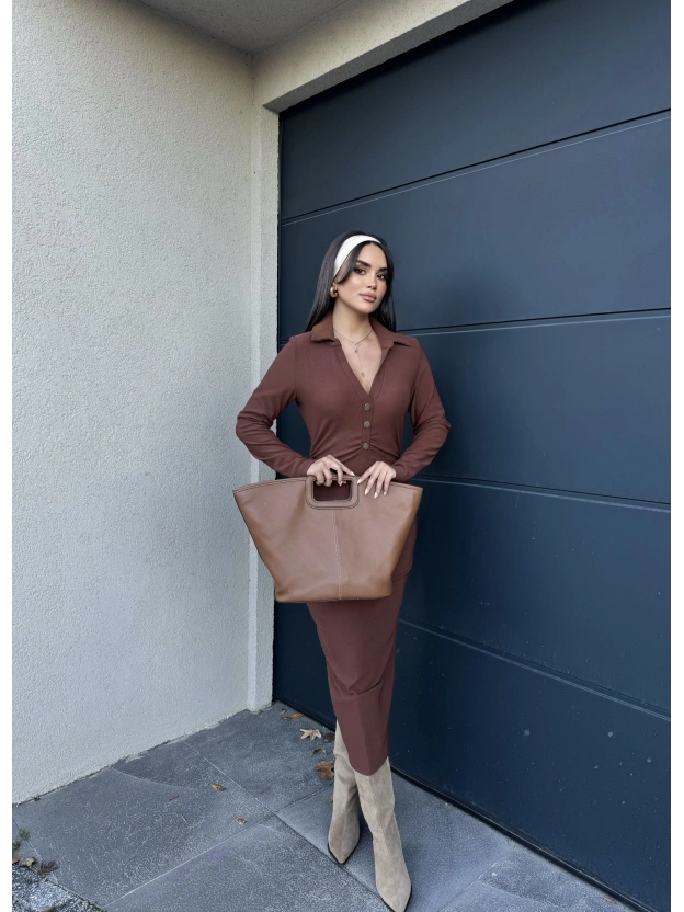 Kahverengi Polo Yaka Düğmeli Elbise