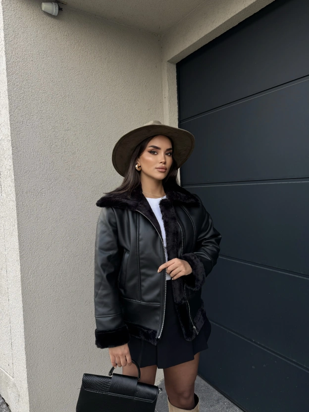 Siyah Deri Premium Peluş Mont