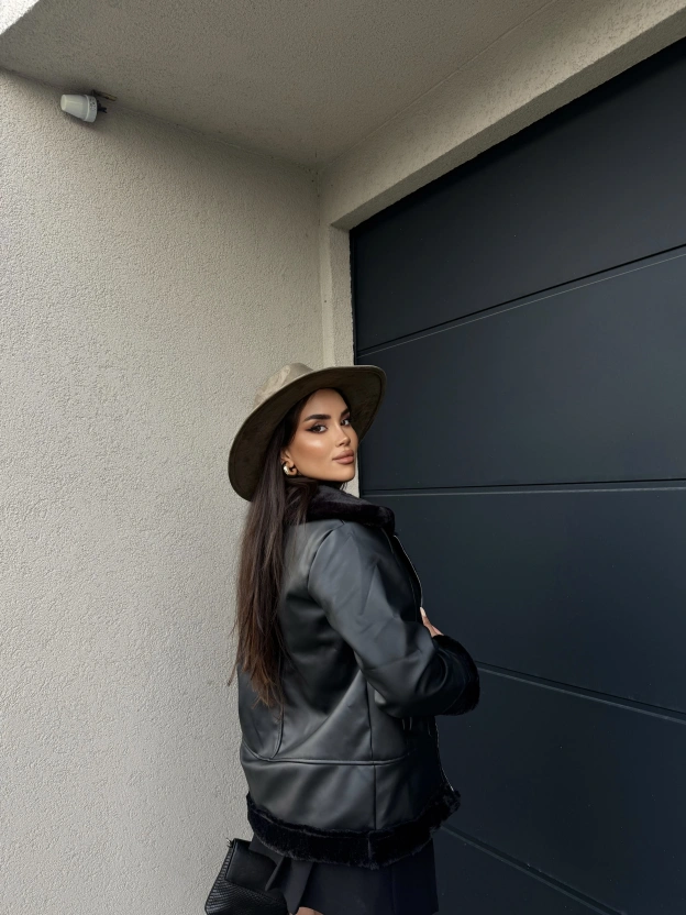 Siyah Deri Premium Peluş Mont