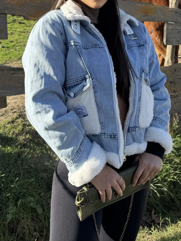 Mavi Peluş Cep Detay Mont