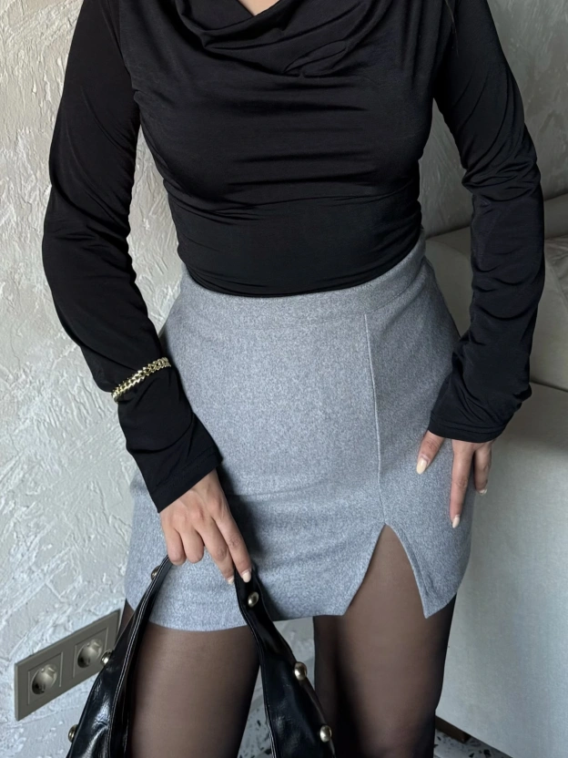 Gri Yırtmaçlı Kaşe Etek