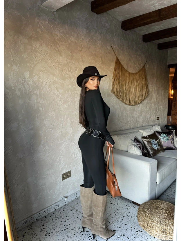 Siyah Kare Yaka Tulum