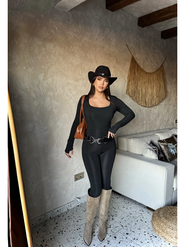 Siyah Kare Yaka Tulum