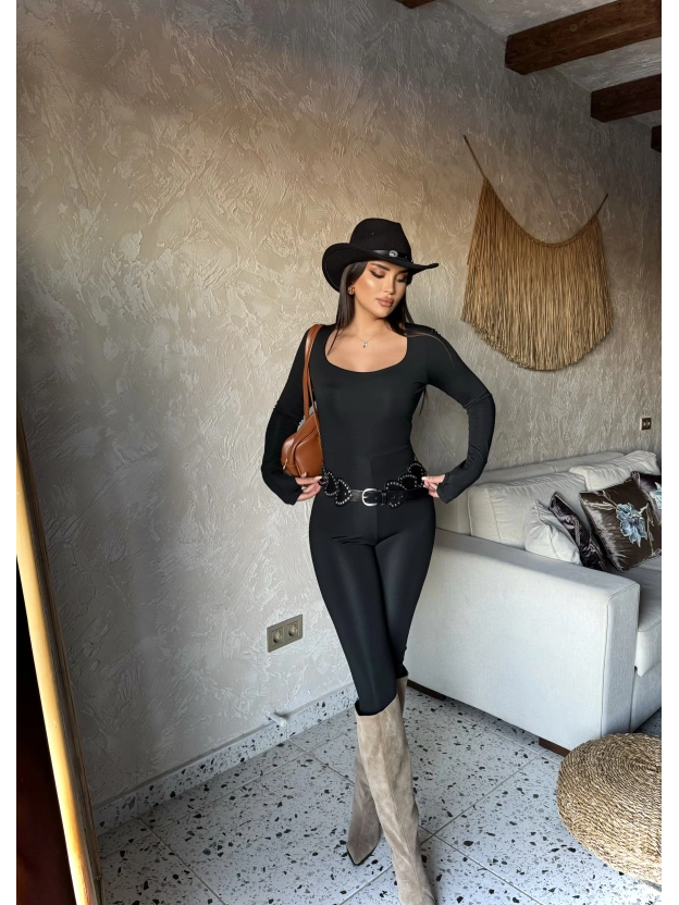 Siyah Kare Yaka Tulum