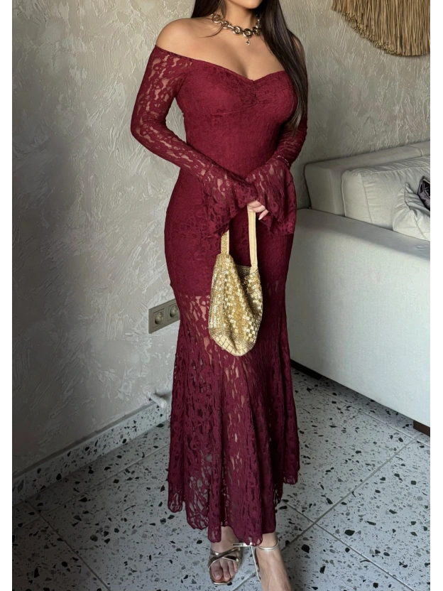 Bordo Dantelli Madonna Yaka Uzun Elbise