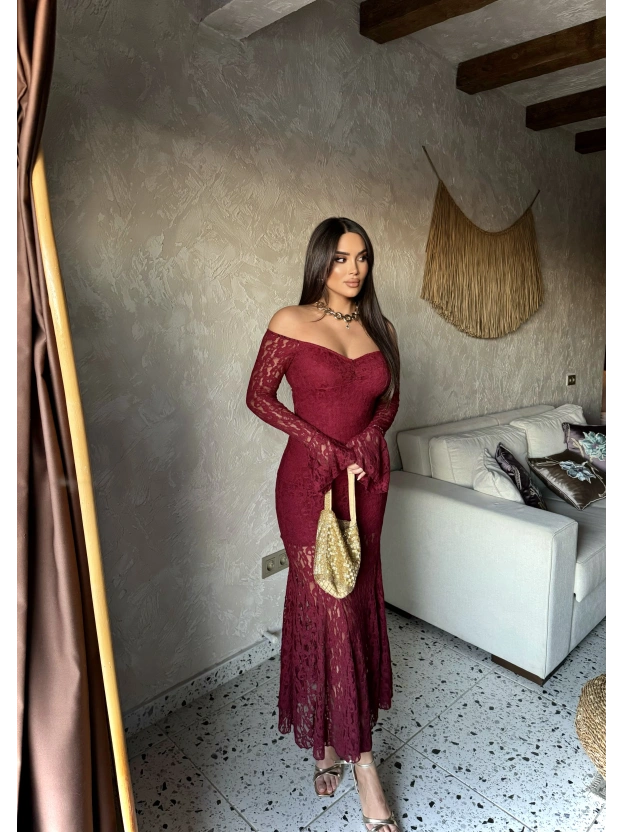 Bordo Dantelli Madonna Yaka Uzun Elbise