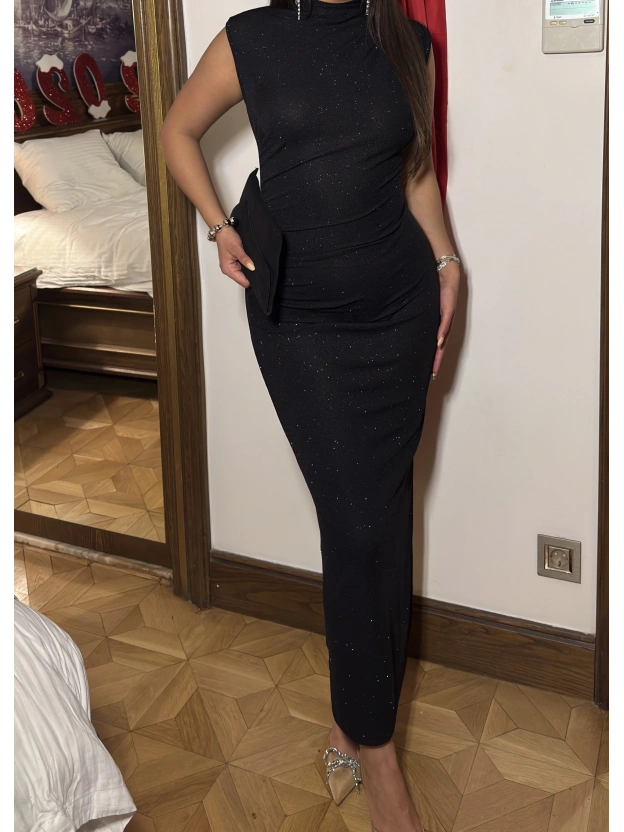 Siyah Simli Yırtmaç Detay Uzun Elbise