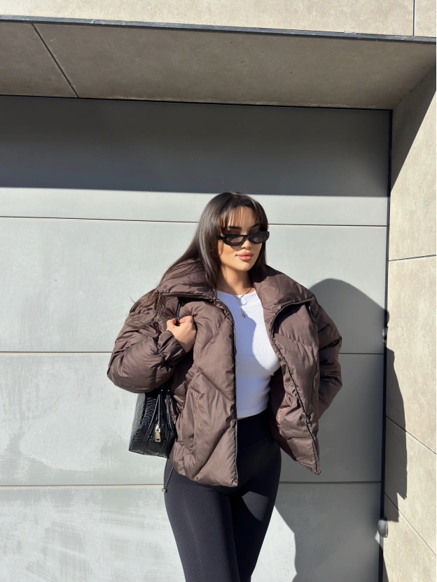 Kahverengi Dik Yaka Baklava Desen Mont