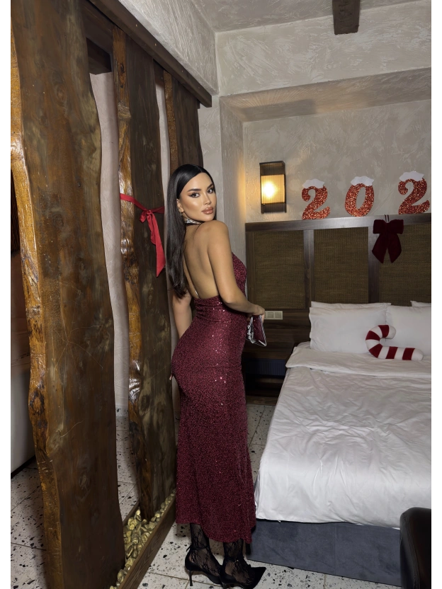 Bordo Payetli Boyundan Bağlamalı Uzun Elbise