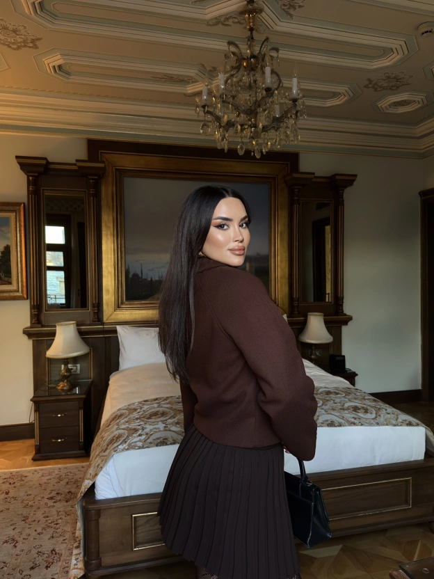 Kahverengi Polo Yaka Kaşe Mont