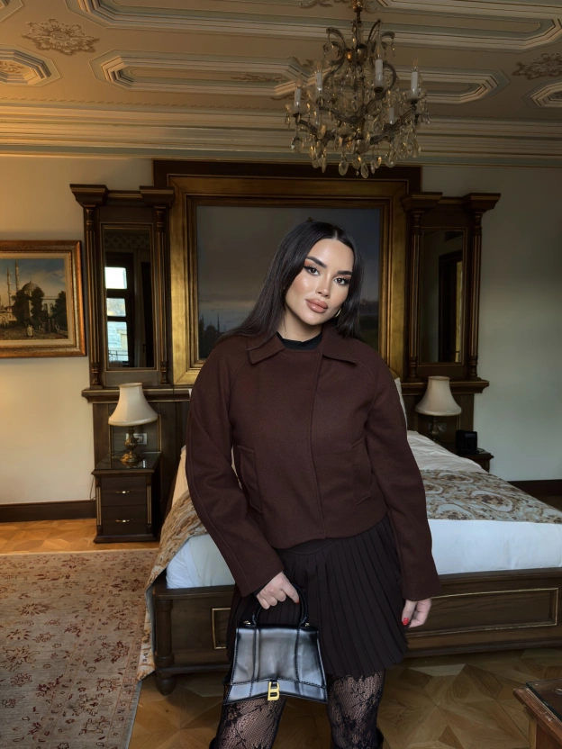 Kahverengi Polo Yaka Kaşe Mont