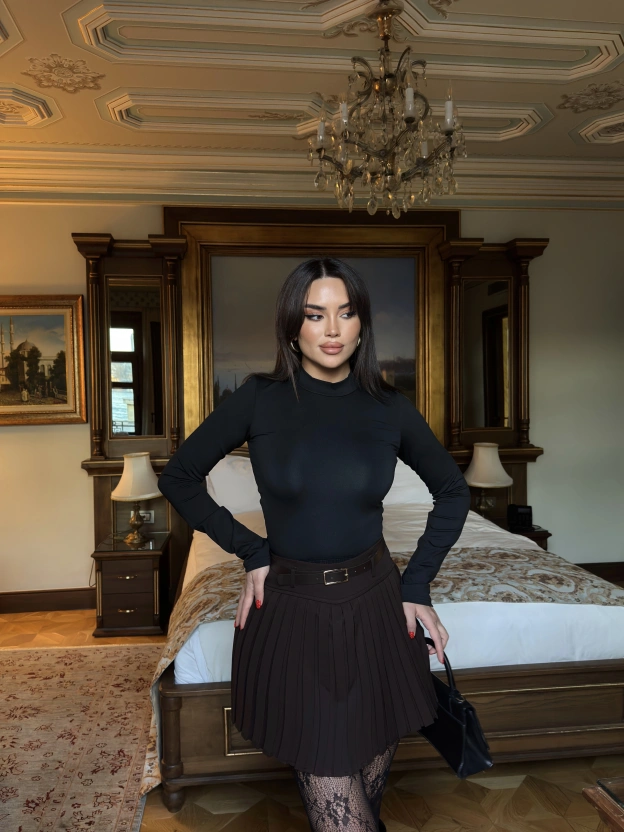 Kahverengi Piliseli Şort Etek