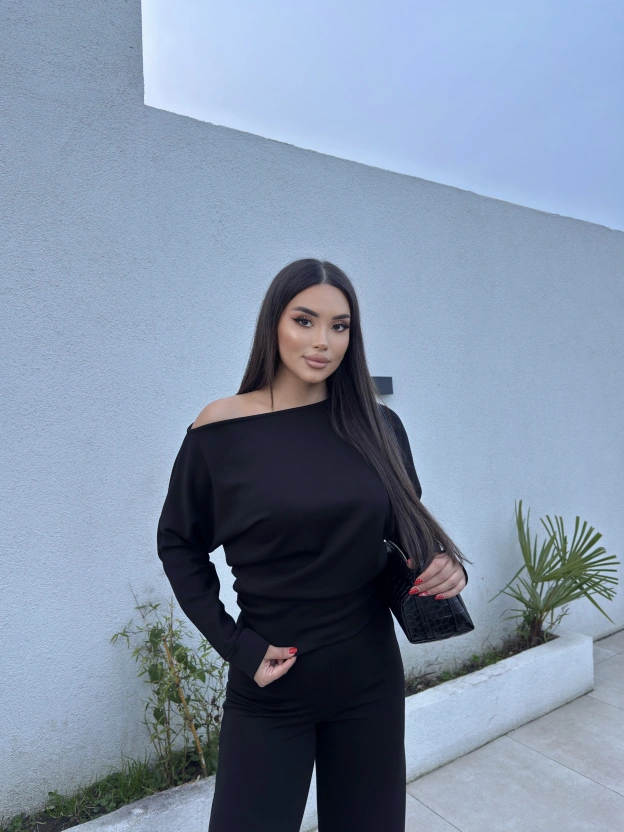 Siyah Kayık Yaka Basic Takım