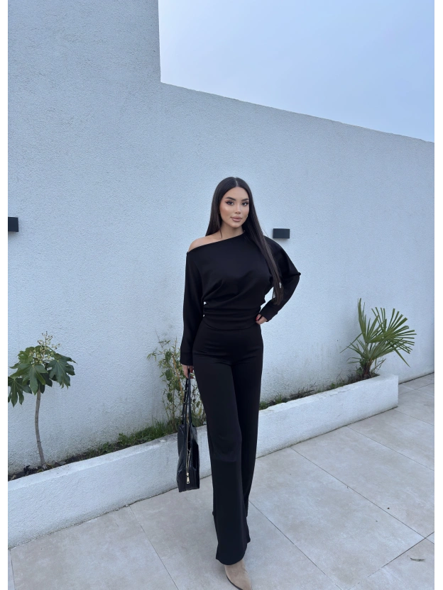 Siyah Kayık Yaka Basic Takım