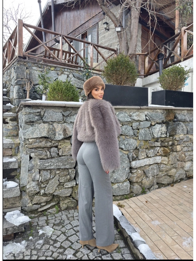 Gri Bel Detay Kumaş Pantolon