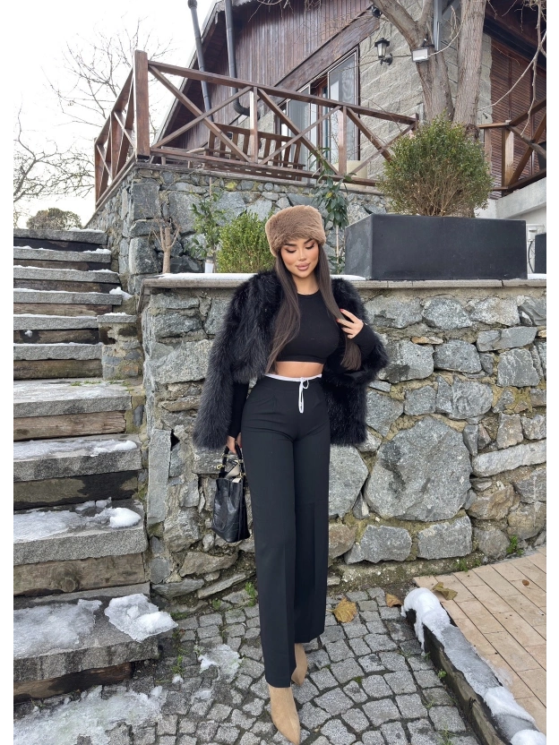 Siyah Bel Detay Kumaş Pantolon