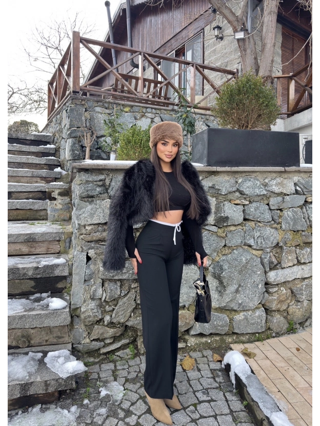 Siyah Bel Detay Kumaş Pantolon