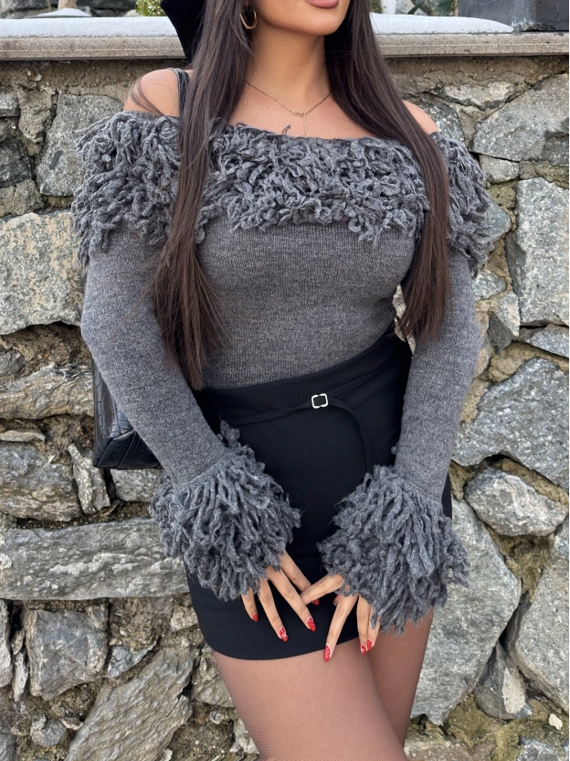 Antrasit Püsküllü Madonna Kazak